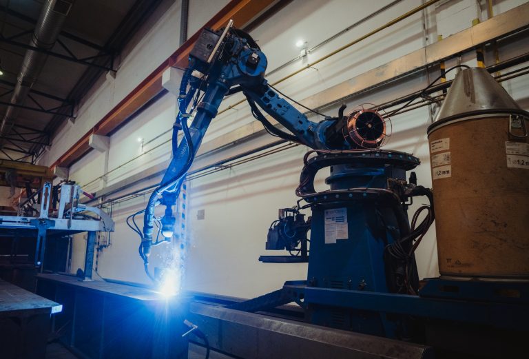 HEGESZTŐROBOT PROGRAMOZÓ